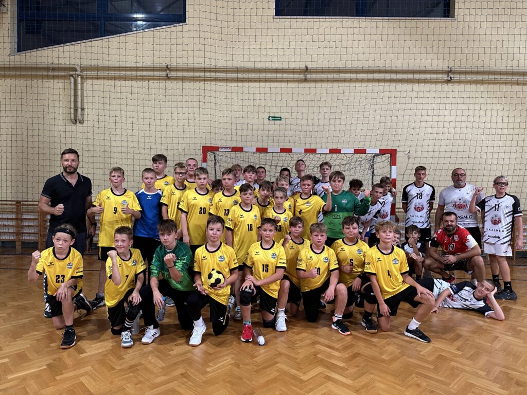 Dryżyny Akademia Skalmex Nowe Skalmierzyce i Akademia Handball Kępno